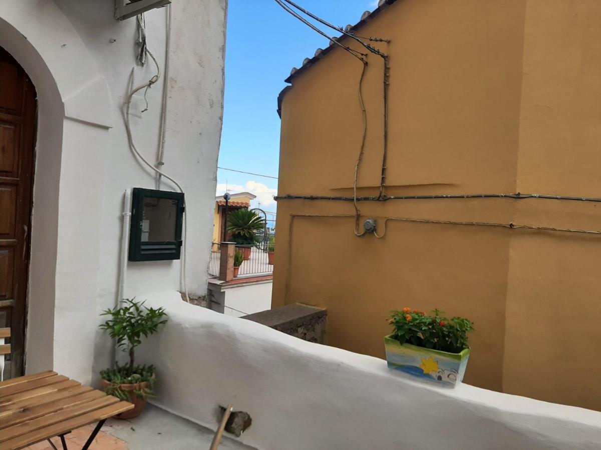Vietri Casa Vacanza Le Tre Sorelle מראה חיצוני תמונה
